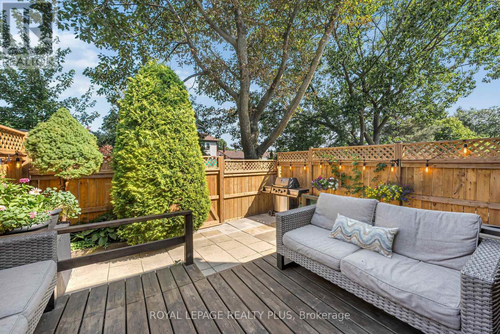#28 3395 CLIFF ROAD N - 44