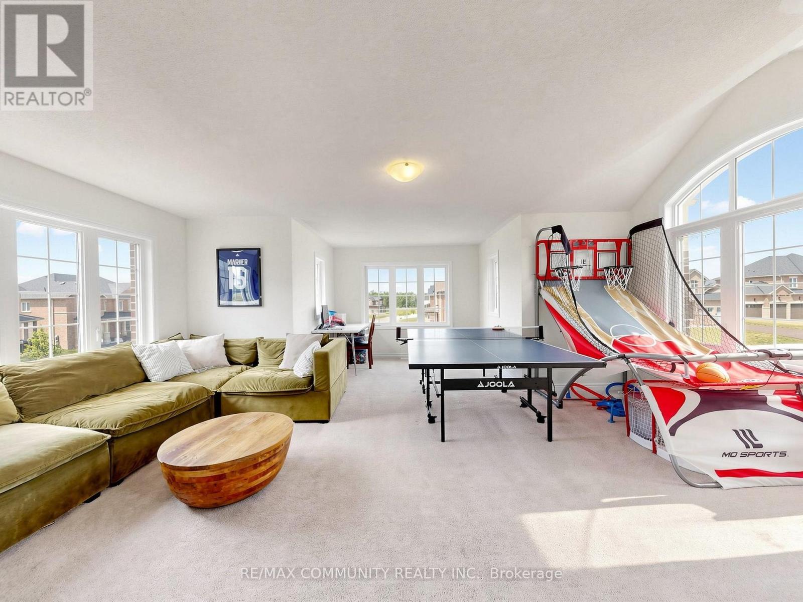 98 GOLDEN MEADOWS DRIVE - 43