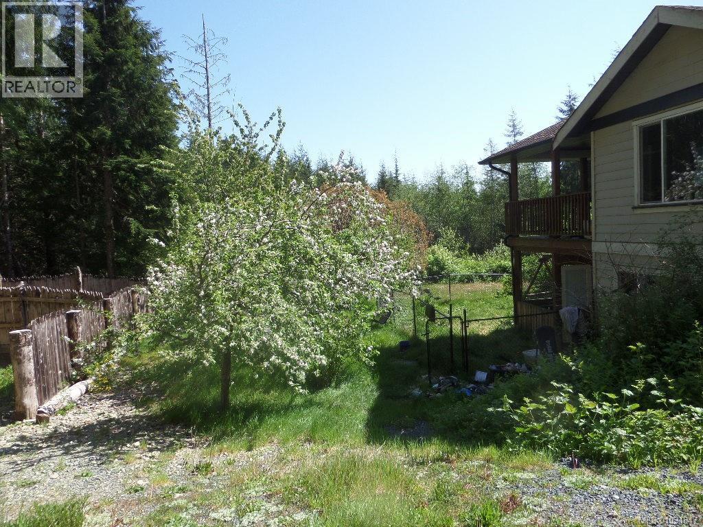 3845 Trailhead Dr - Image 5