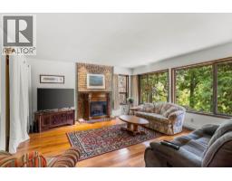 24400 130 Avenue, Maple Ridge, BC V4R2S2 Photo 9