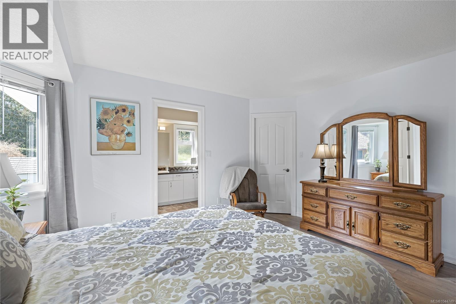 1848 Amelia Cres - 22