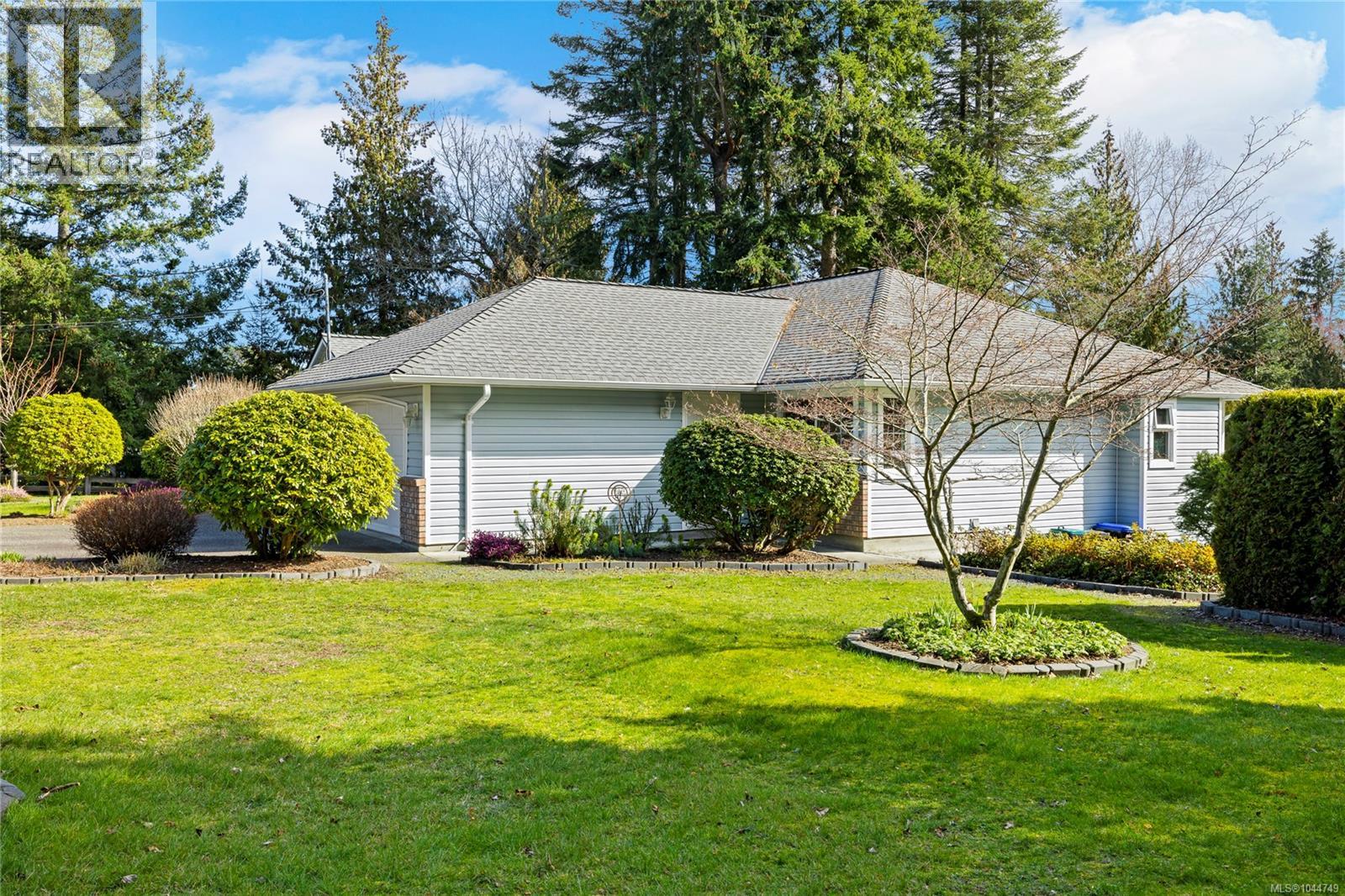 1848 Amelia Cres - 40