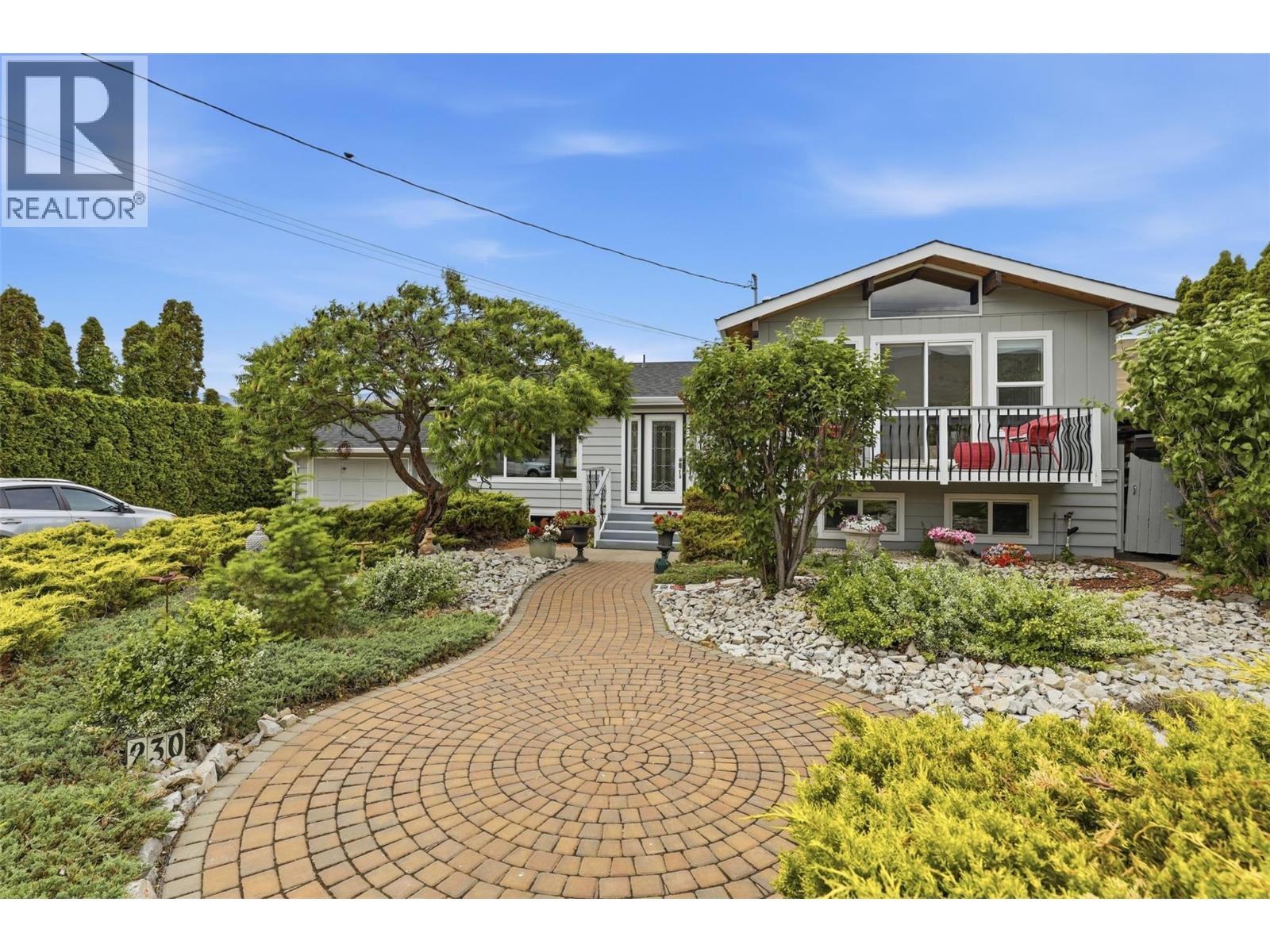 230 Vista Place