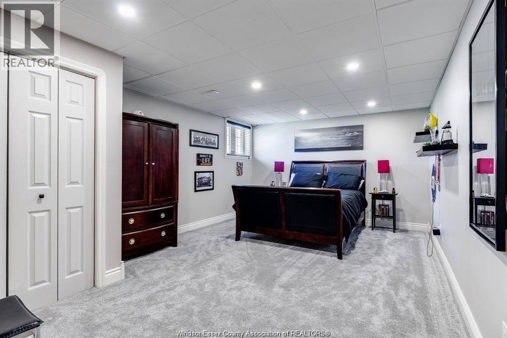 986 PORRONE DRIVE - 29