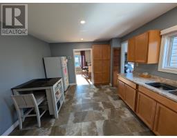 21 Joliet St, Wawa, ON P0S1K0 Photo 15