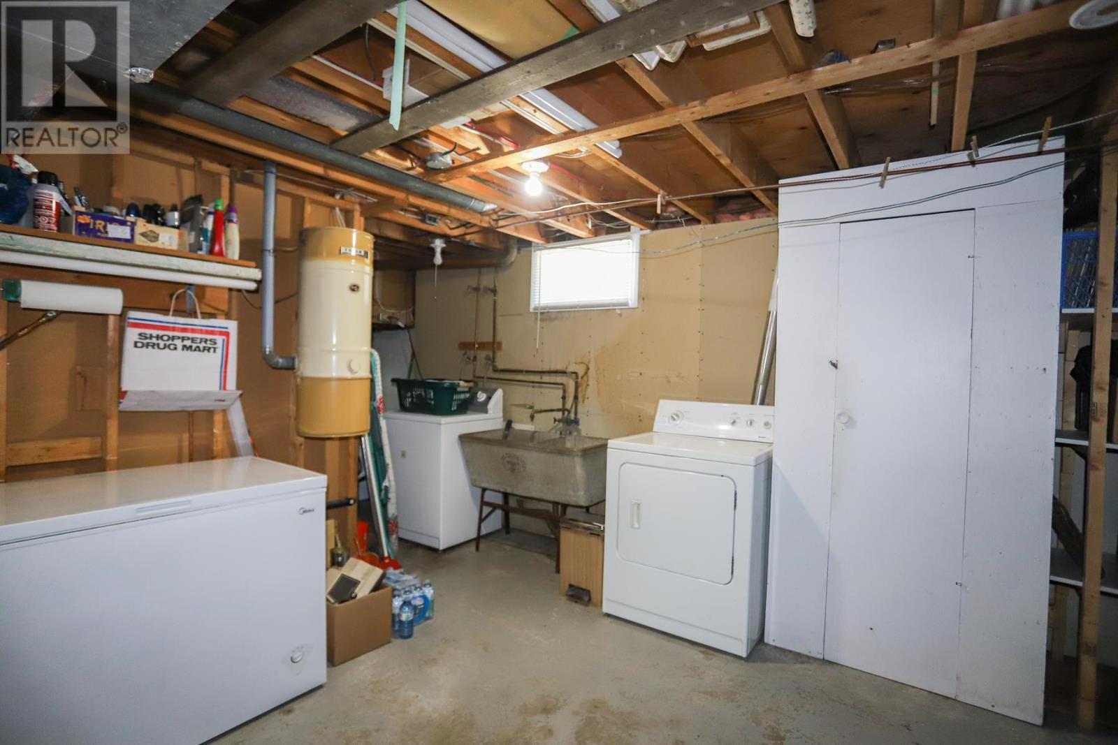 Thumbnail 33