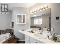 27 Plummer Ct, Sault Ste  Marie, ON P6B6E4 Photo 23