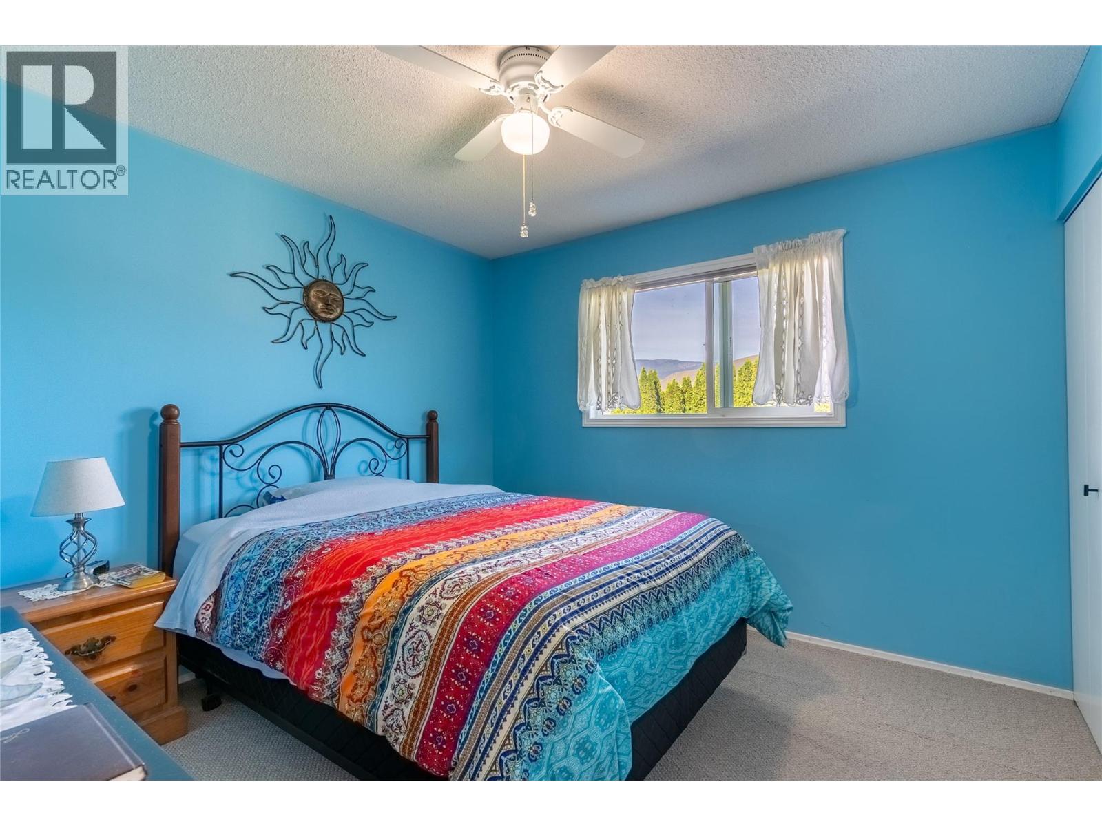 1254 HEUSTIS Drive - 24