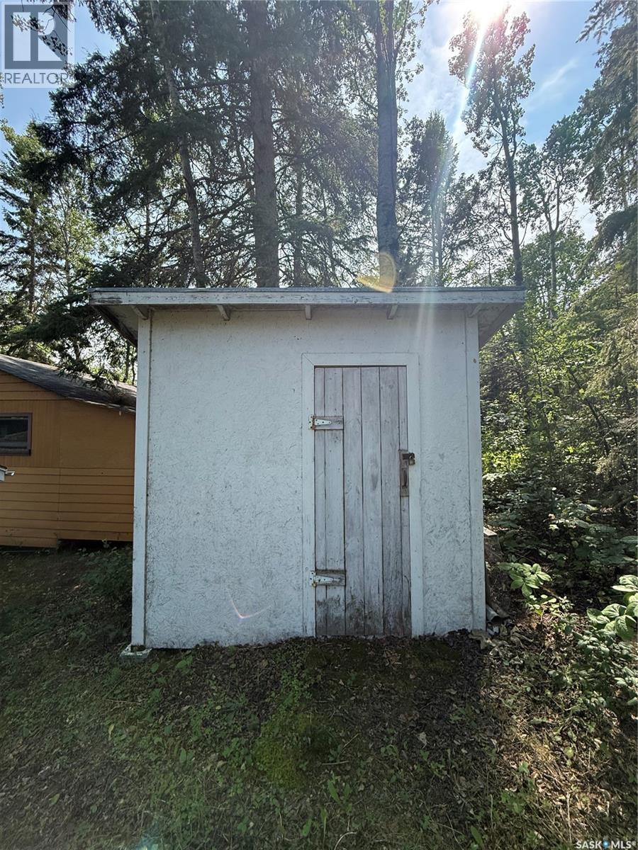 106 Agnes STREET - 11