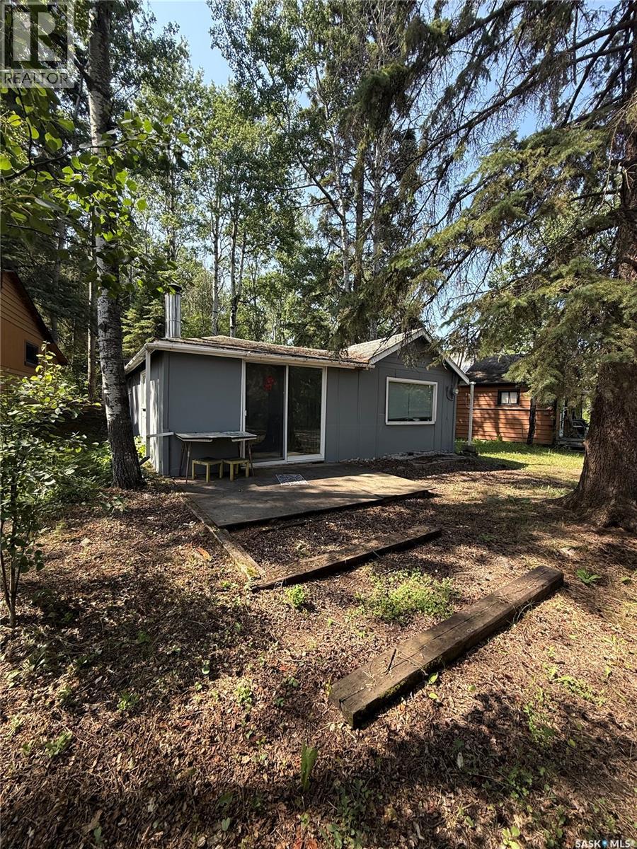 106 Agnes STREET - 2