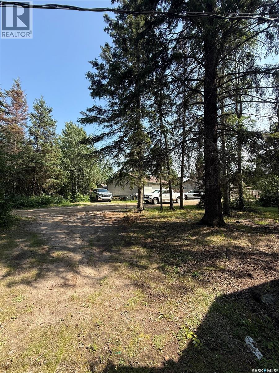 106 Agnes STREET - 3