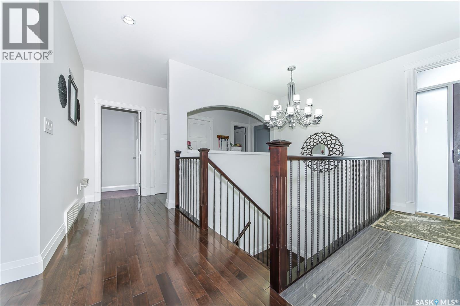 733 Gowan ROAD - 22