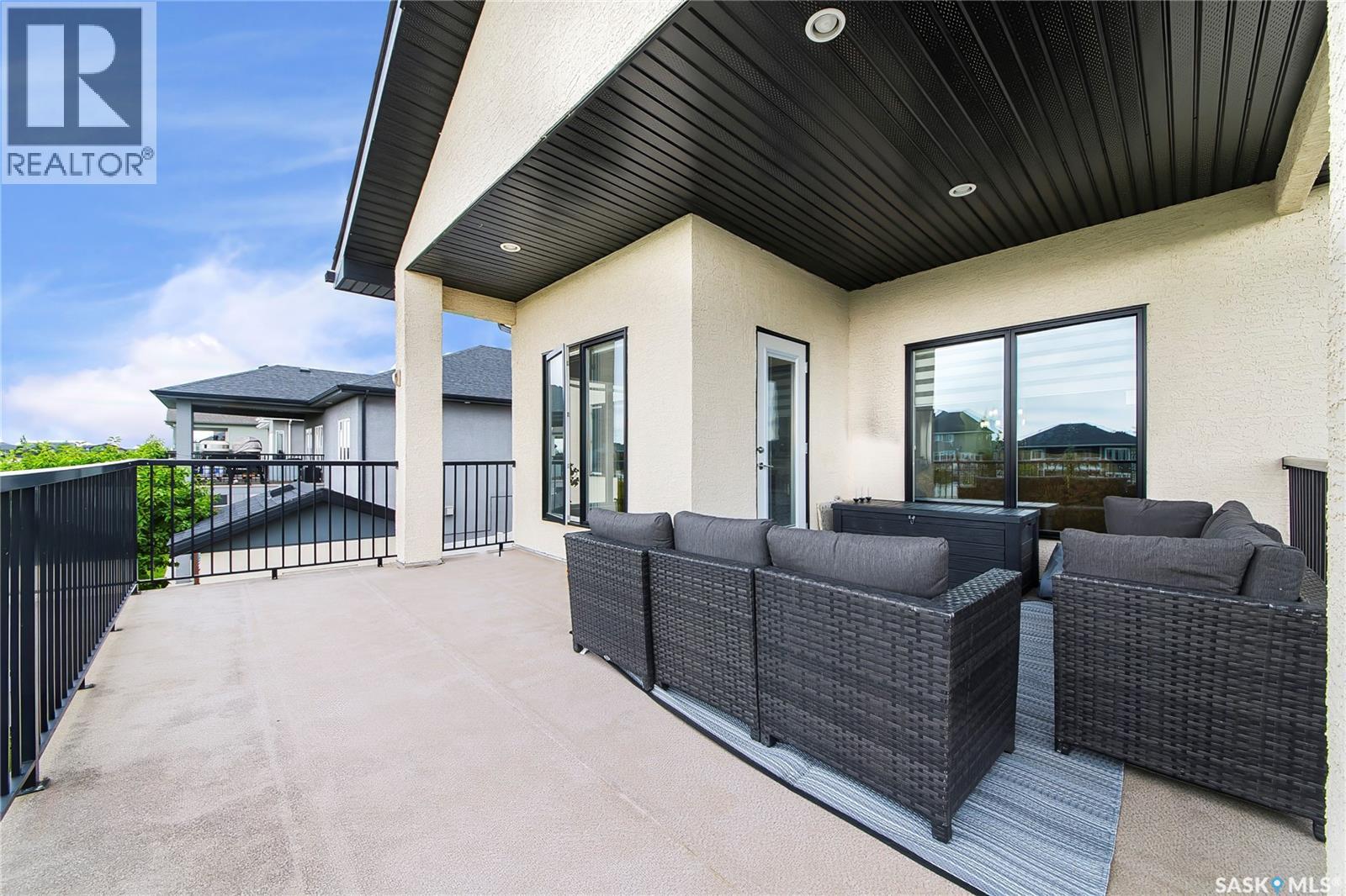 733 Gowan ROAD - Image 38
