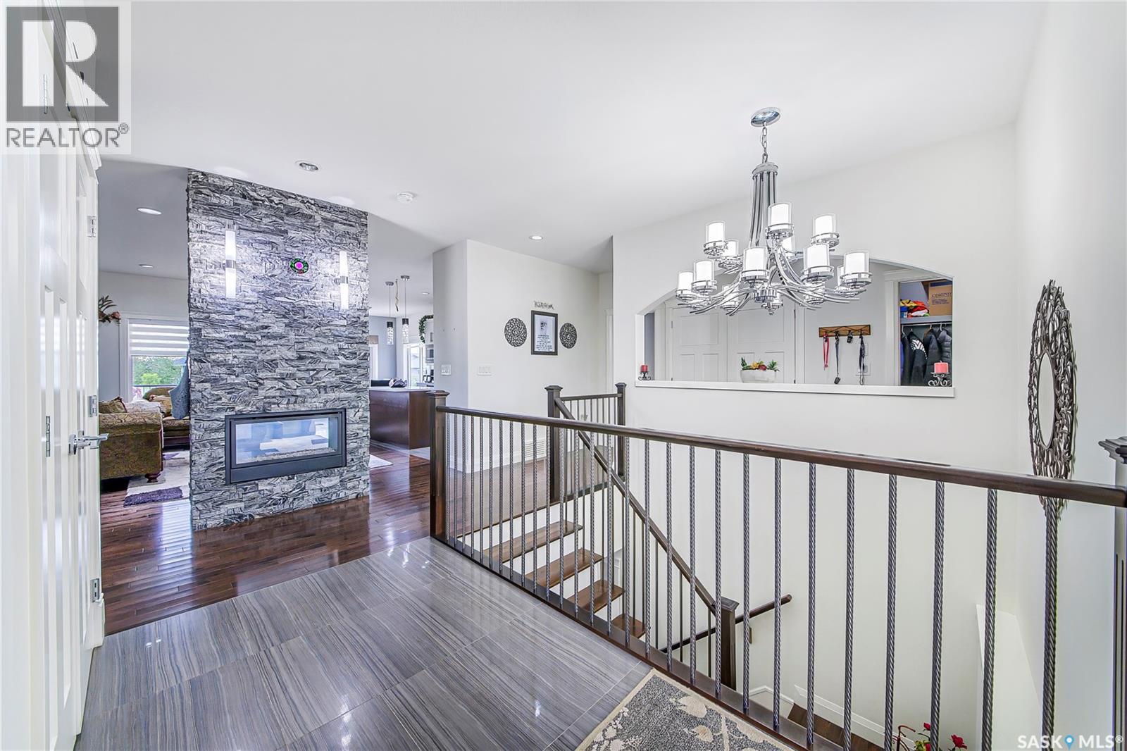 733 Gowan ROAD - 6