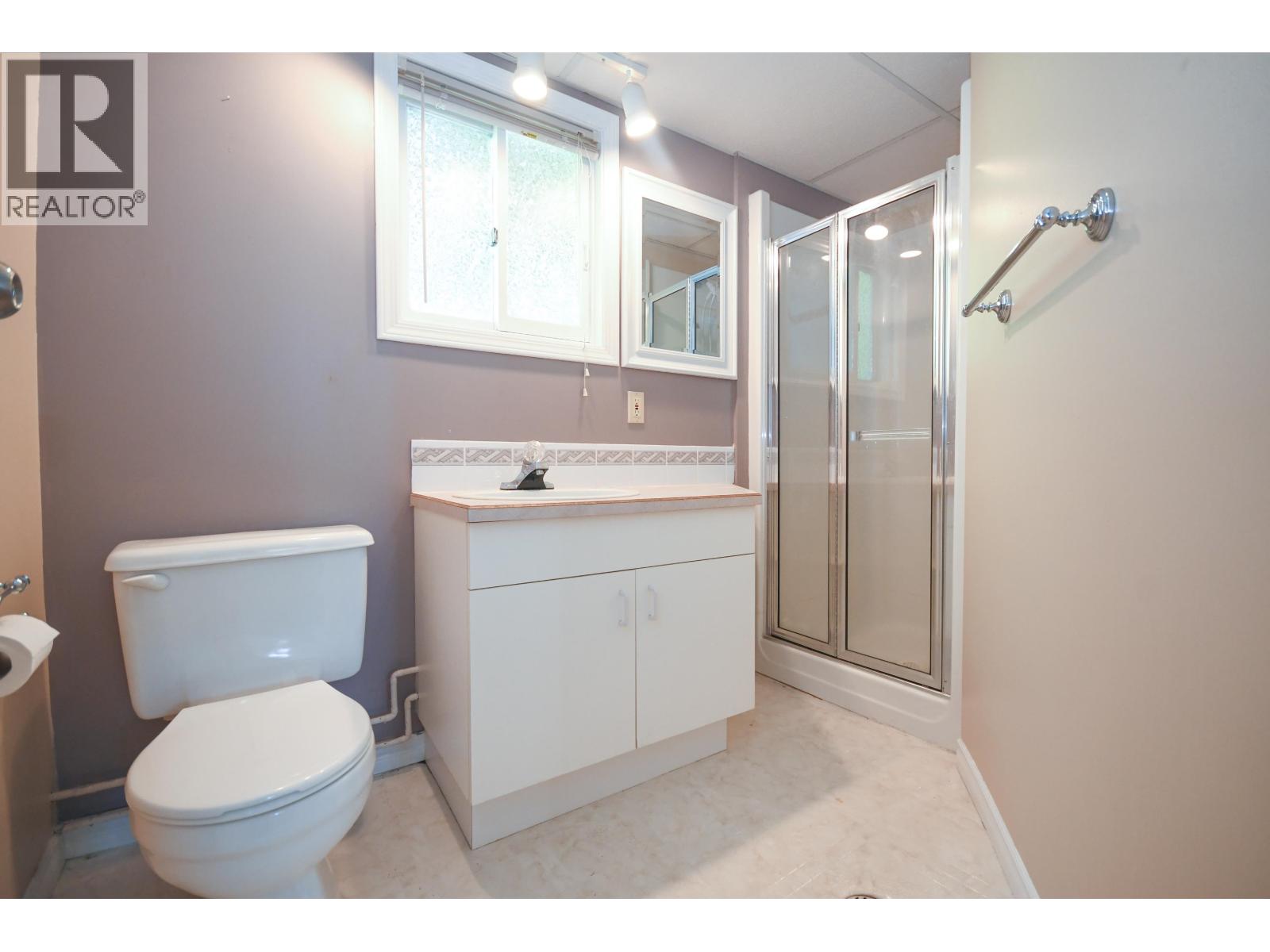 Photo 12 of 26 — 8284 ST LAWRENCE AVENUE · Prince George, BC