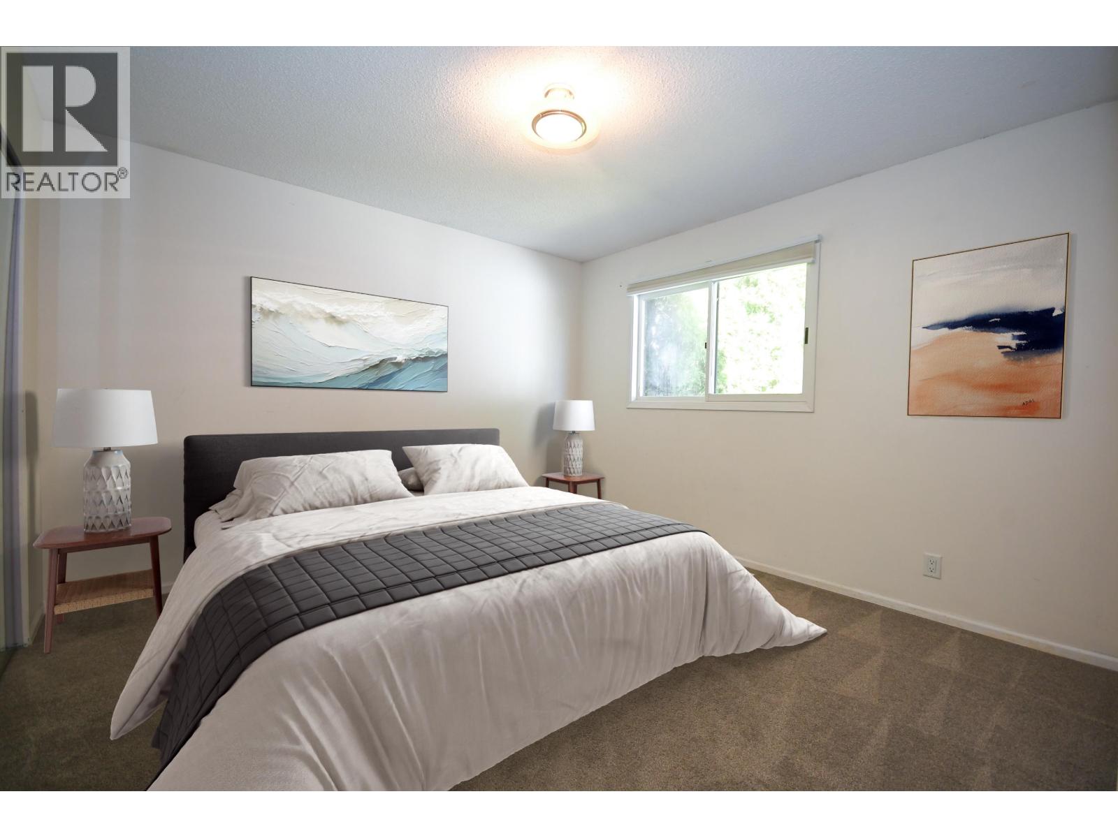 Photo 9 of 26 — 8284 ST LAWRENCE AVENUE · Prince George, BC
