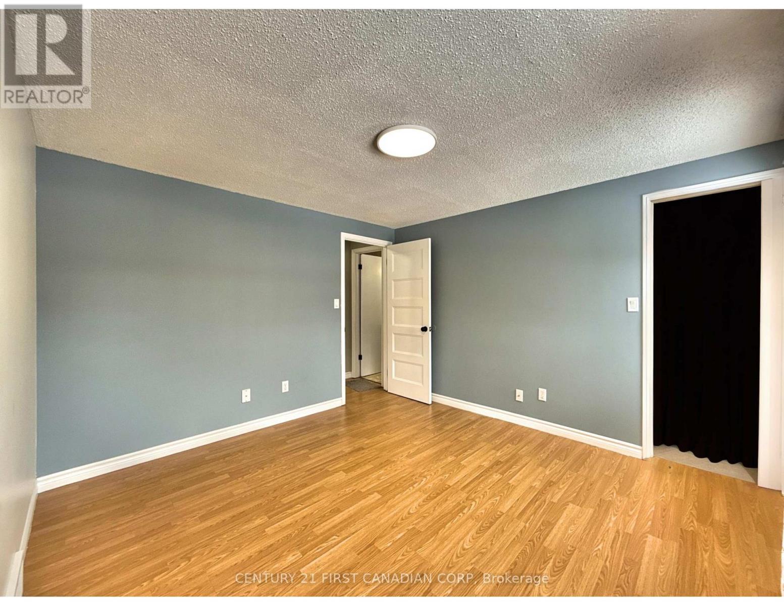159 WALMER GARDENS - 14
