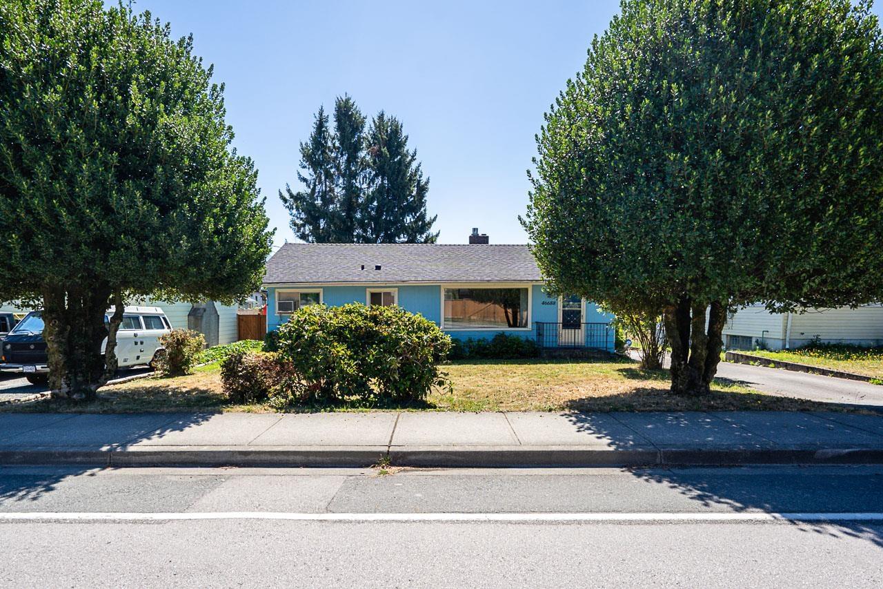 46688 PORTAGE AVENUE, Chilliwack Proper East, Chilliwack