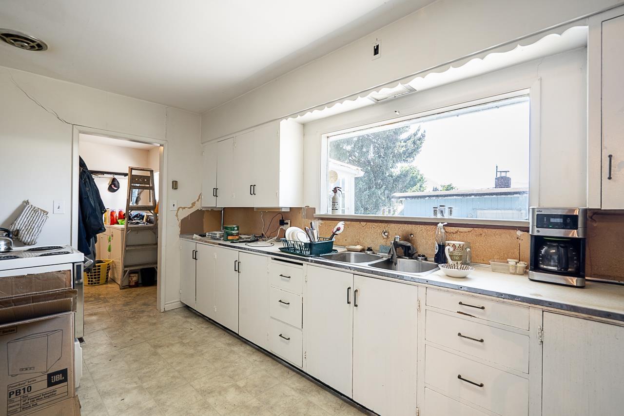 46688 PORTAGE AVENUE, Chilliwack Proper East, Chilliwack