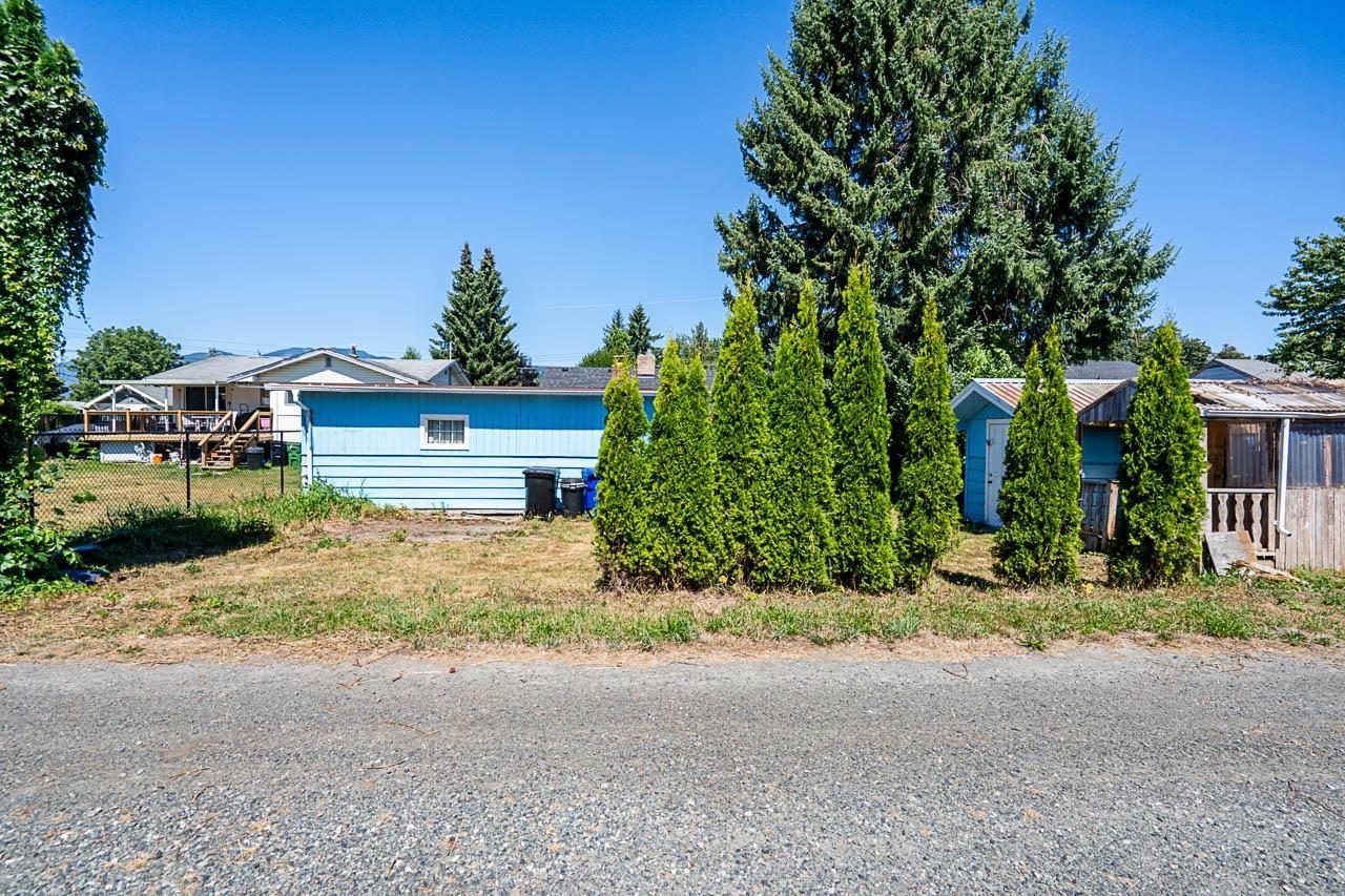 46688 PORTAGE AVENUE, Chilliwack Proper East, Chilliwack
