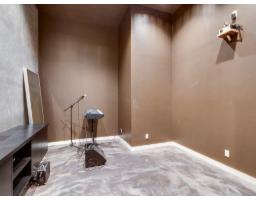 15061 Victoria Avenue, White Rock, BC V4B1G4 Photo 10