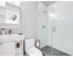 15061 Victoria Avenue, White Rock, BC V4B1G4 Photo 20