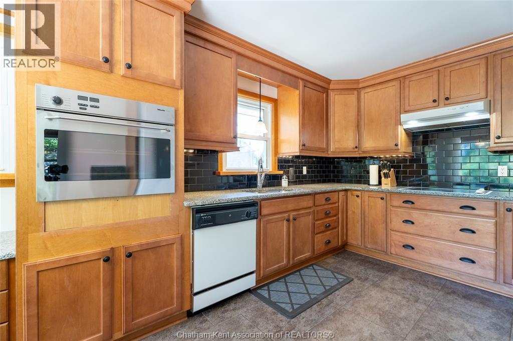 299 TRERICE STREET East - 9