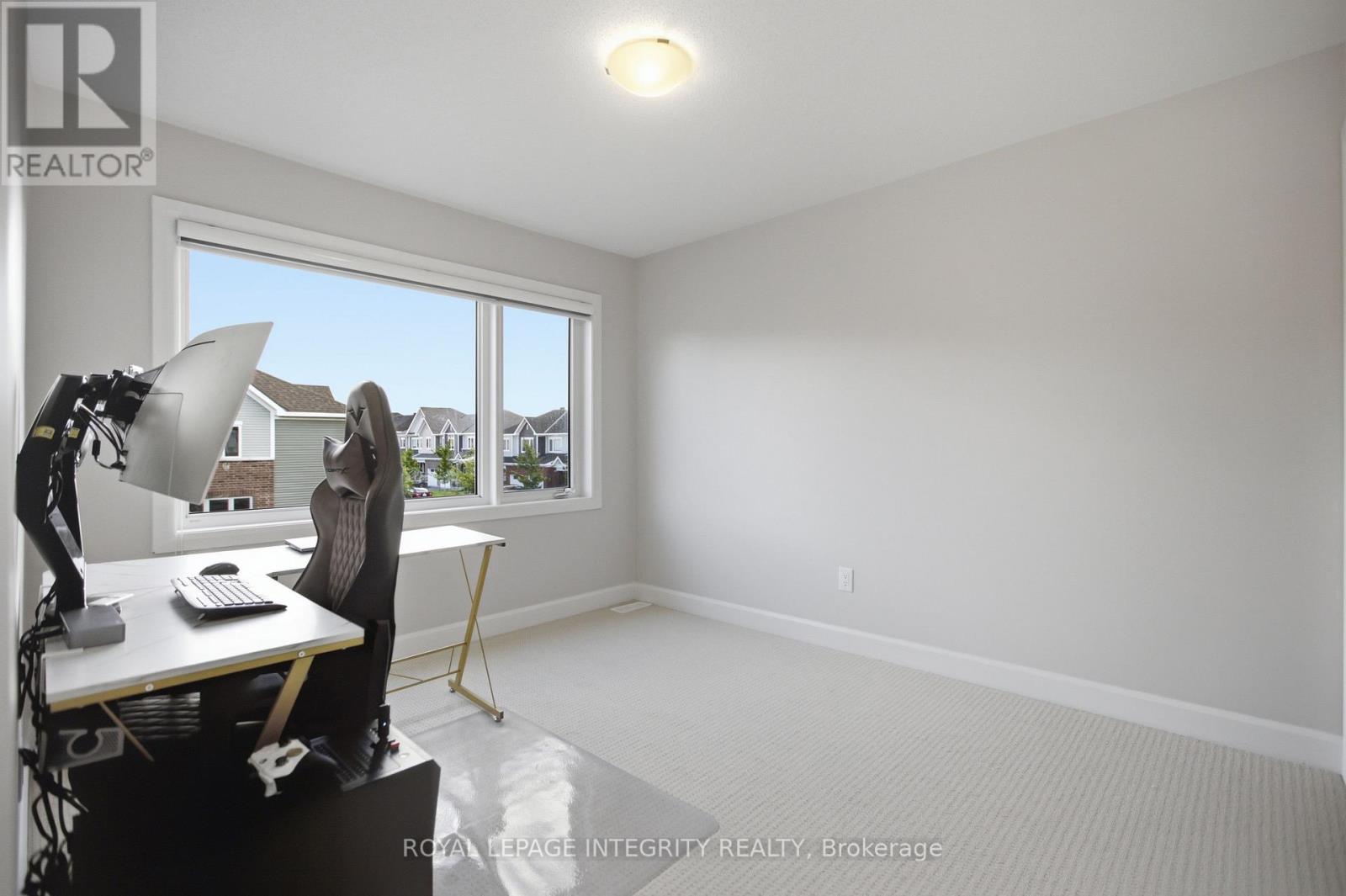 3 Bed, 3 Bath House for Sale in Ottawa – 651 CHILLERTON DRIVE, Ottawa – MLS# X13641396 - Image 22