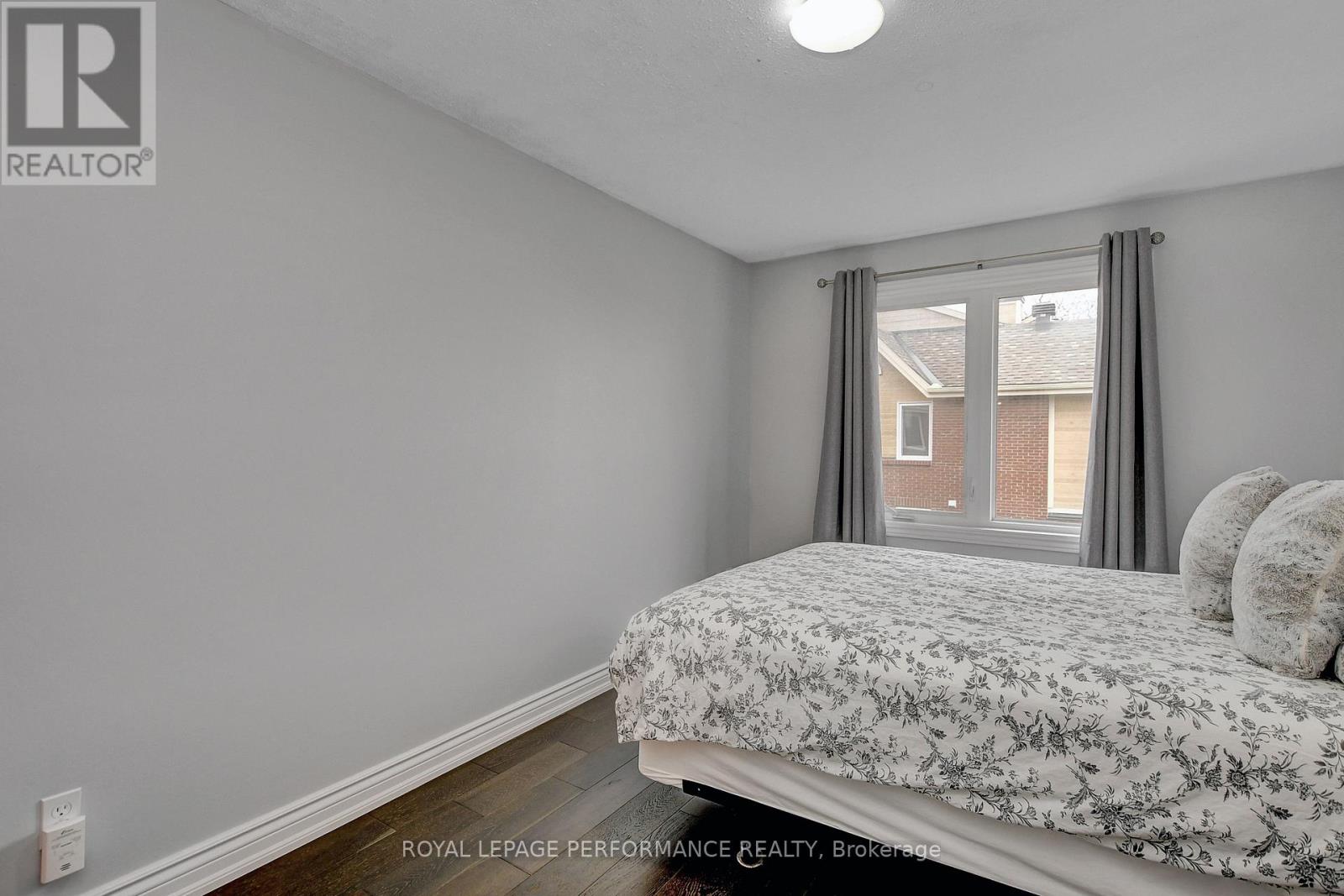 203 - 1760 Cabaret Lane