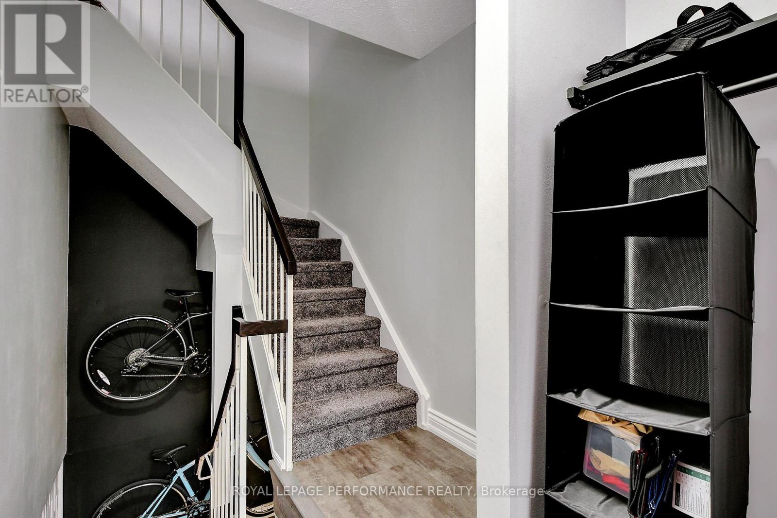 #203 1760 CABARET LANE - 21