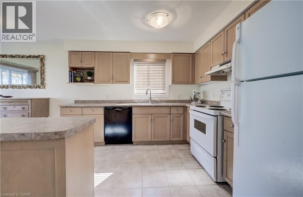 496 LANGLAW Drive - Image 12