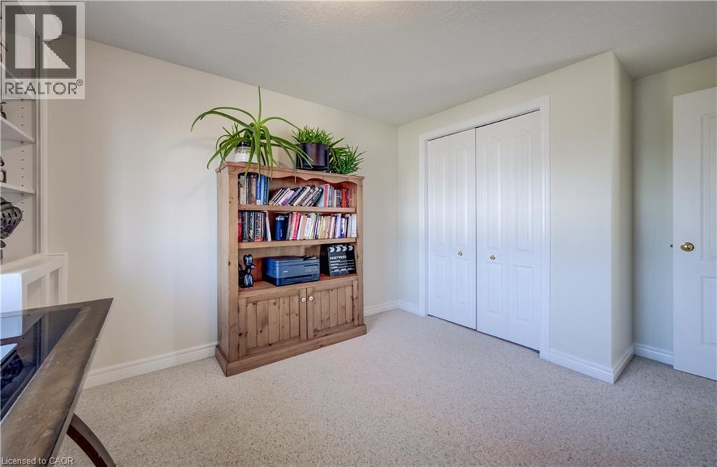 496 LANGLAW Drive - Image 31