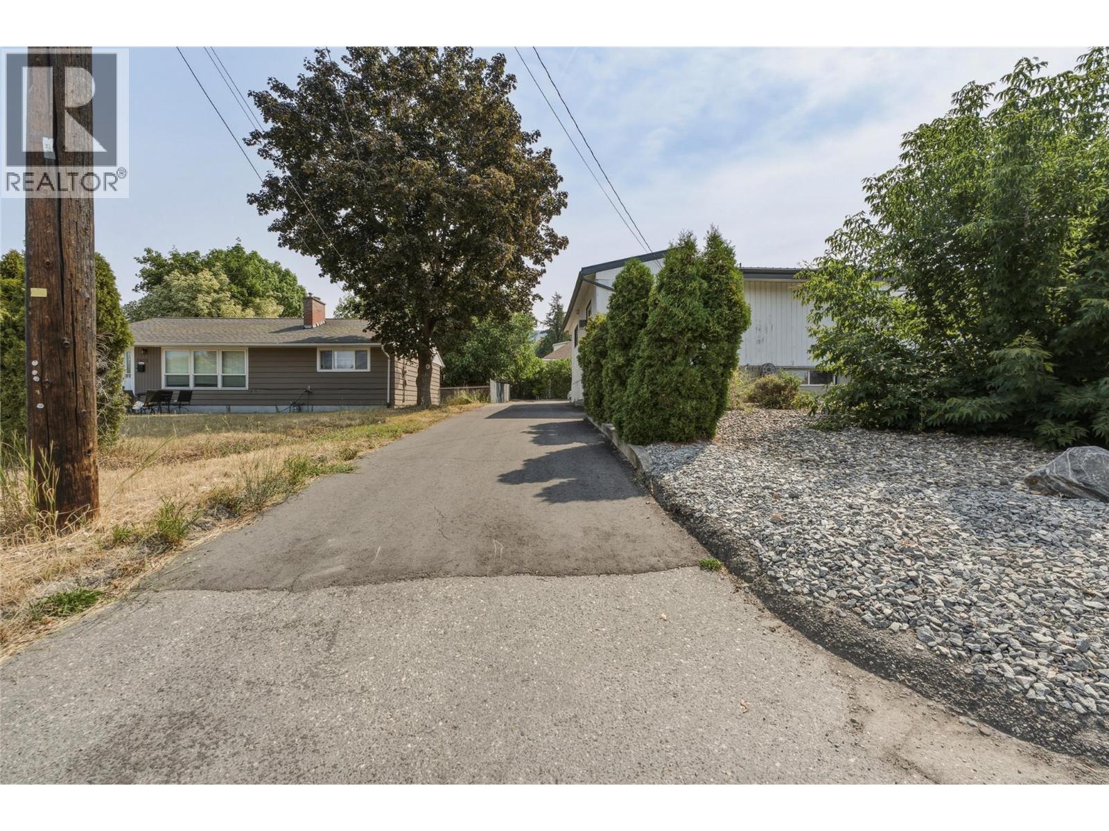 3503 19 Street, Vernon