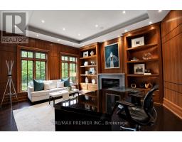 Bedroom 4 - 6 The Bridle Path, Toronto, ON M2L1C8 Photo 12