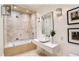 6 The Bridle Path, Toronto, ON M2L1C8 Photo 25