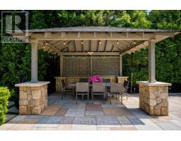6 The Bridle Path, Toronto, ON M2L1C8 Photo 45