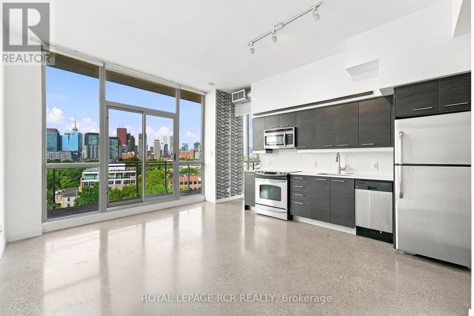 #804 510 KING STREET E - 10