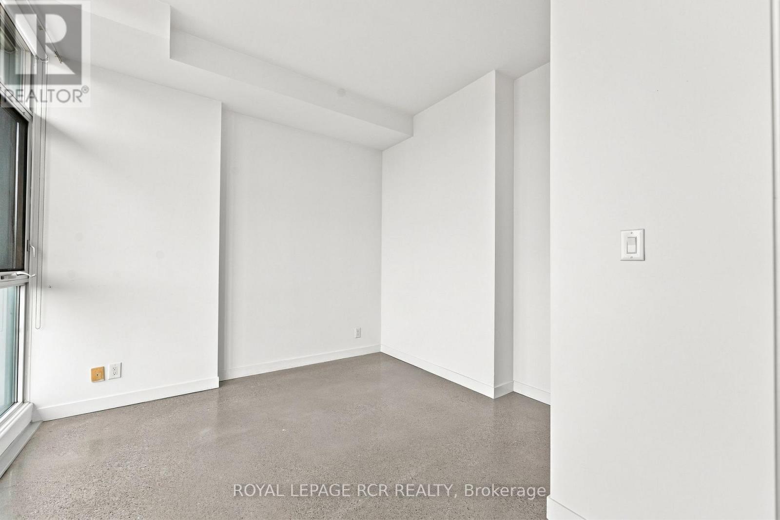 #804 510 KING STREET E - 15