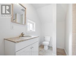 111 Elgin Street W, Oshawa, ON L1G1S5 Photo 30
