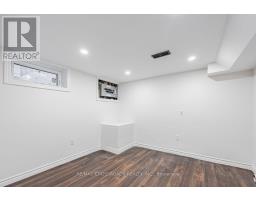 111 Elgin Street W, Oshawa, ON L1G1S5 Photo 35