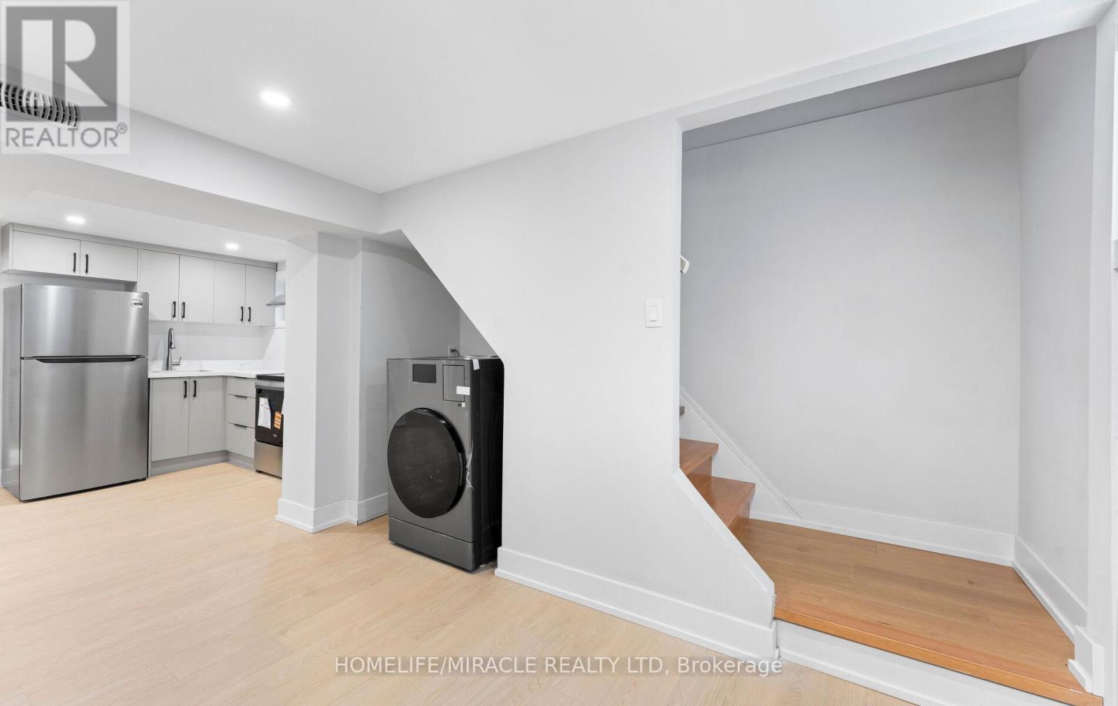 22 ARNPRIOR ROAD - Image 25