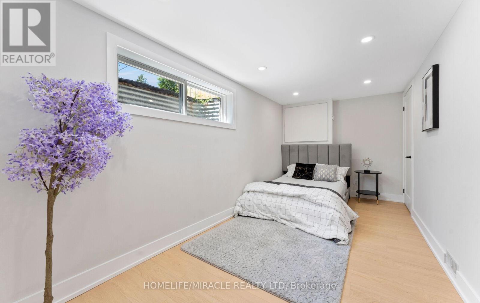 22 ARNPRIOR ROAD - Image 32