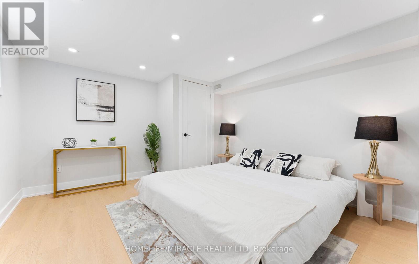 22 ARNPRIOR ROAD - Image 33