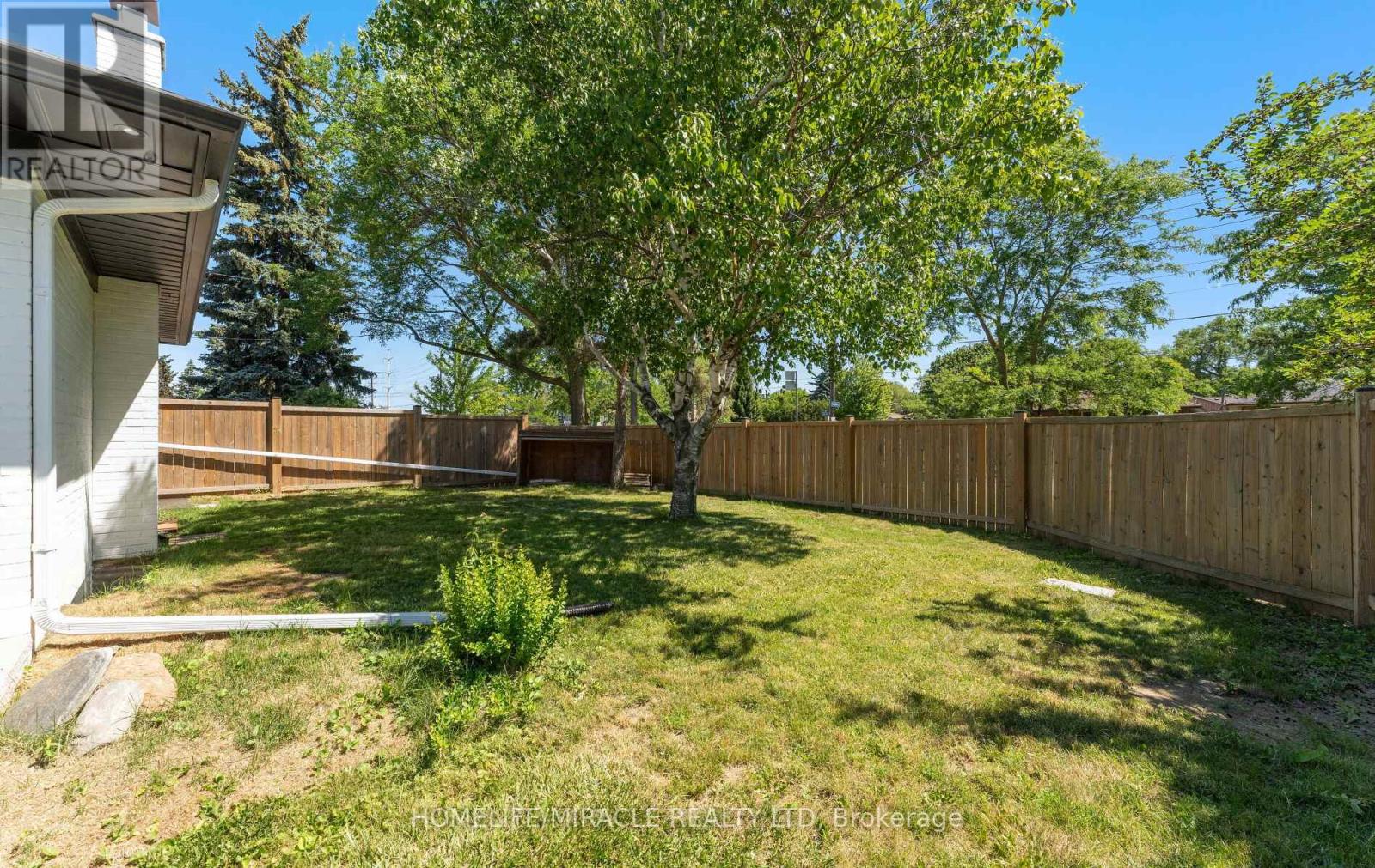 22 ARNPRIOR ROAD - Image 35