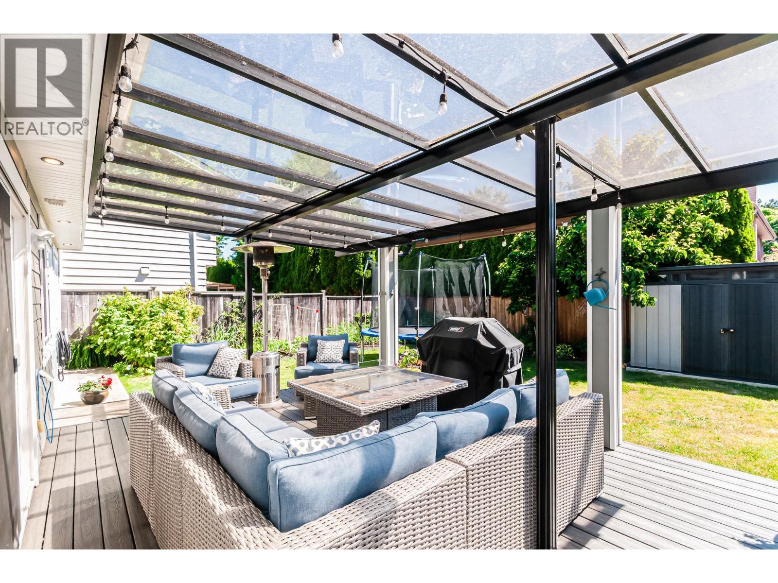 10280 HOLLYWELL Drive, Richmond