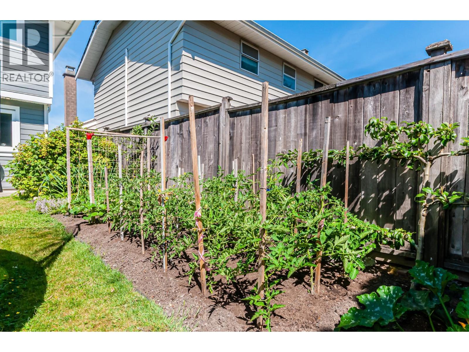10280 HOLLYWELL Drive, Richmond