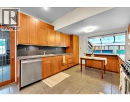360 Keith Road, West Vancouver, BC V7T1L7 Photo 6