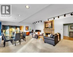 360 Keith Road, West Vancouver, BC V7T1L7 Photo 9