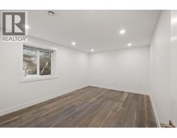 812 Montroyal Boulevard, North Vancouver, BC V7R2G6 Photo 22