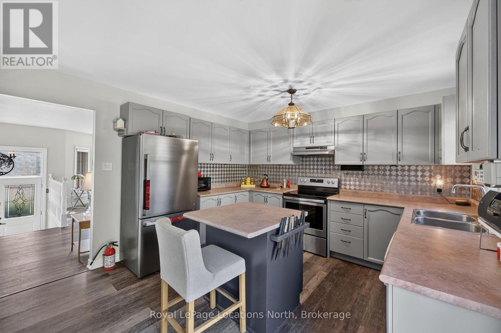 66 ROYAL BEECH DRIVE - Image 13